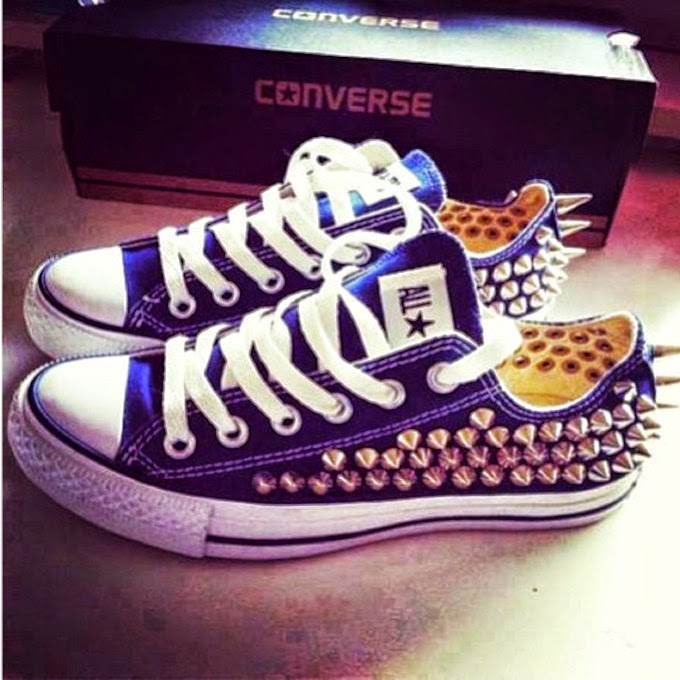 DIY : Sneakers & Studs, I'm all about that STUD life! | That Black Chic