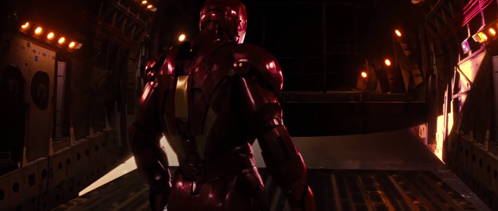 тони старк железный человек 2. железный человек 2 финальная битва. железный человек. железный легион марвел тони старк. песня железный человек слушать.