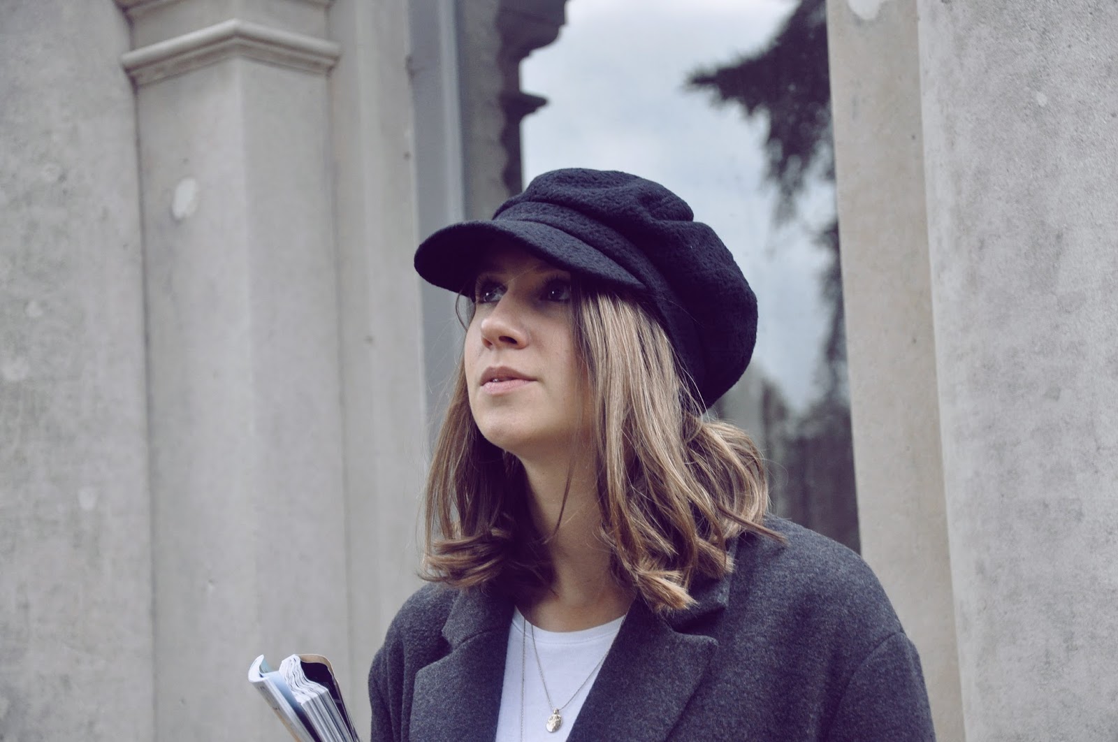 Samantha Dobbin How to Style a Baker Boy Hat