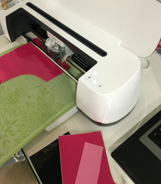 How to Use and Store Vinyl Scraps with Cricut