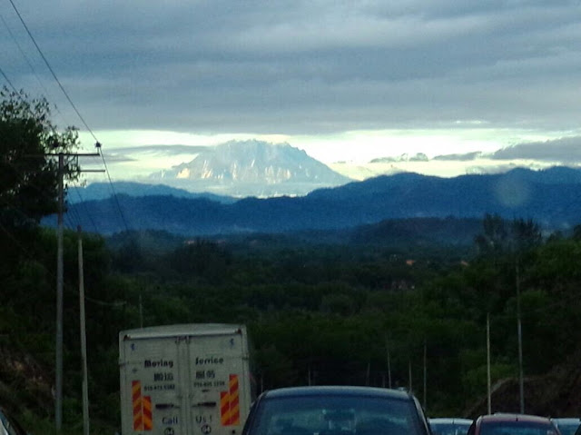 GUNUNG%2BKINABALU.jpg