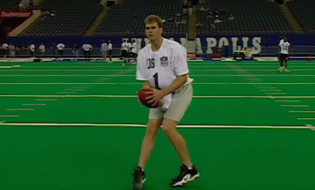 Heres A Pic Of Tom Brady Shirtless At The 2000 NFL 