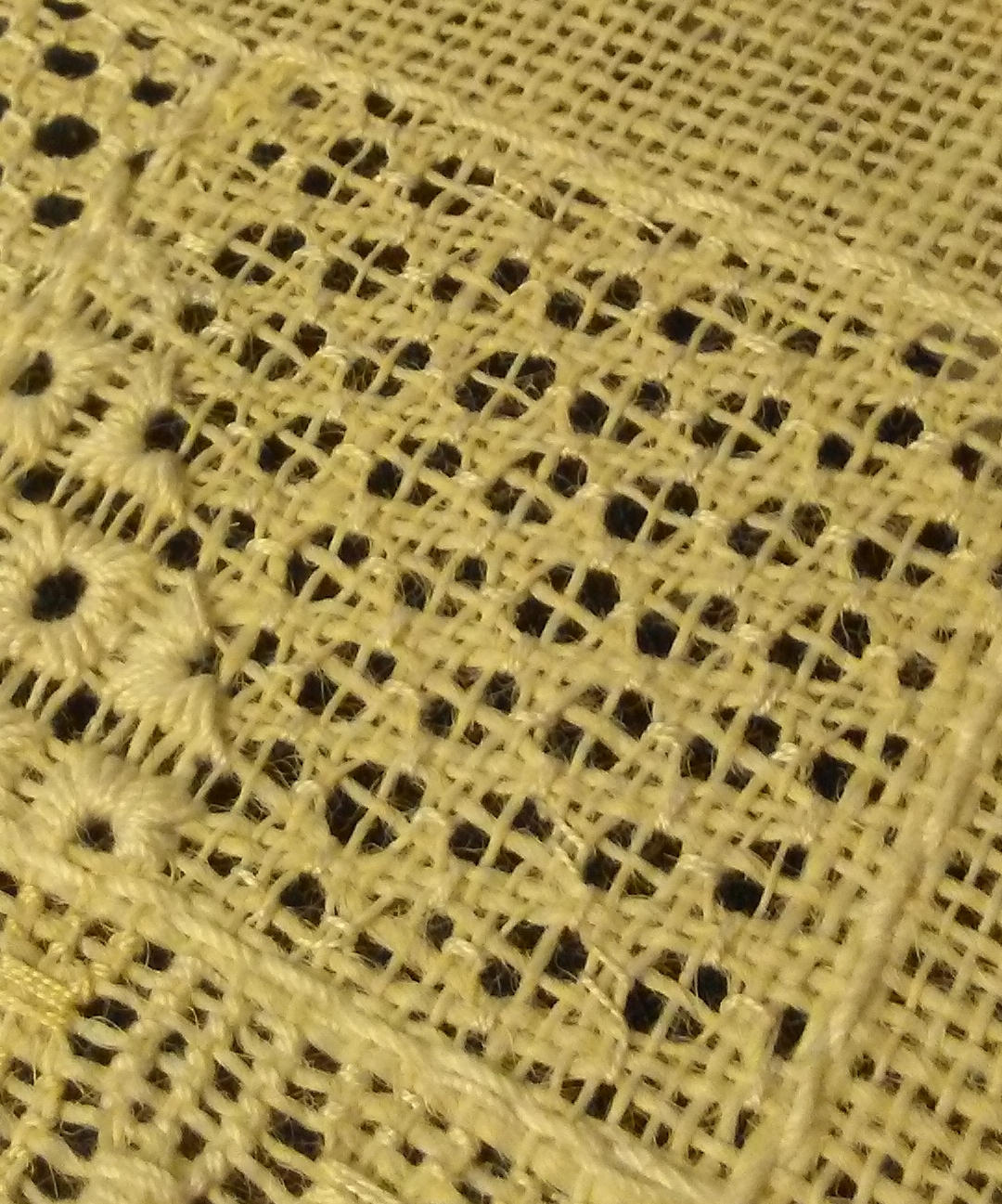 Claudia Crowley's Blog More pulled thread work