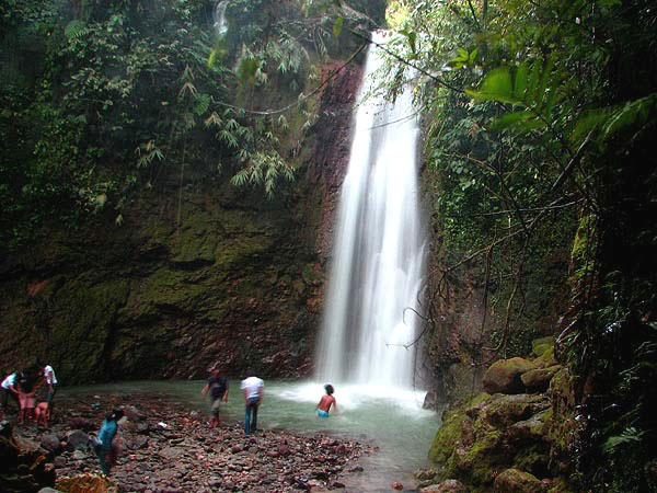 curug ngumpet tempat wisata di bogor