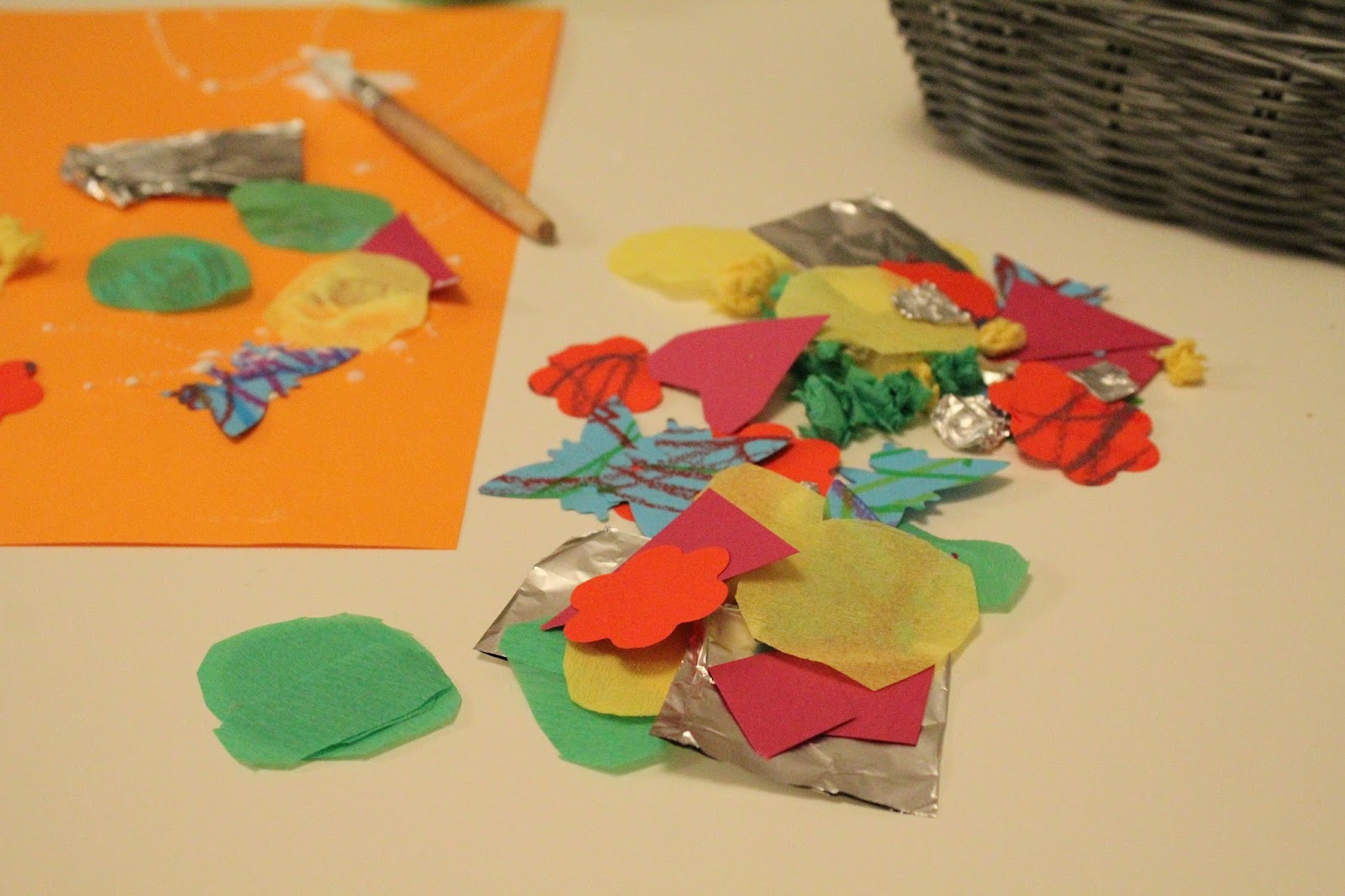 La brigade d'Annaelle *** Activité de collage