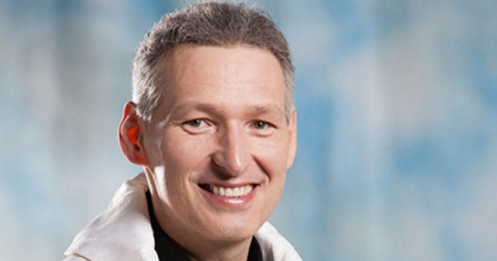 APÓS SER DEMITIDO DA RÁDIO GLOBO, PADRE MARCELO ROSSI É READMITIDO PELA