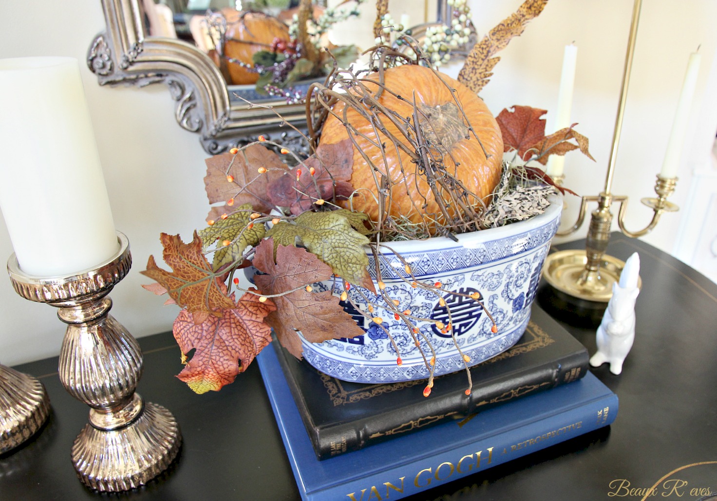 Beaux R'eves: Fall Entry Table