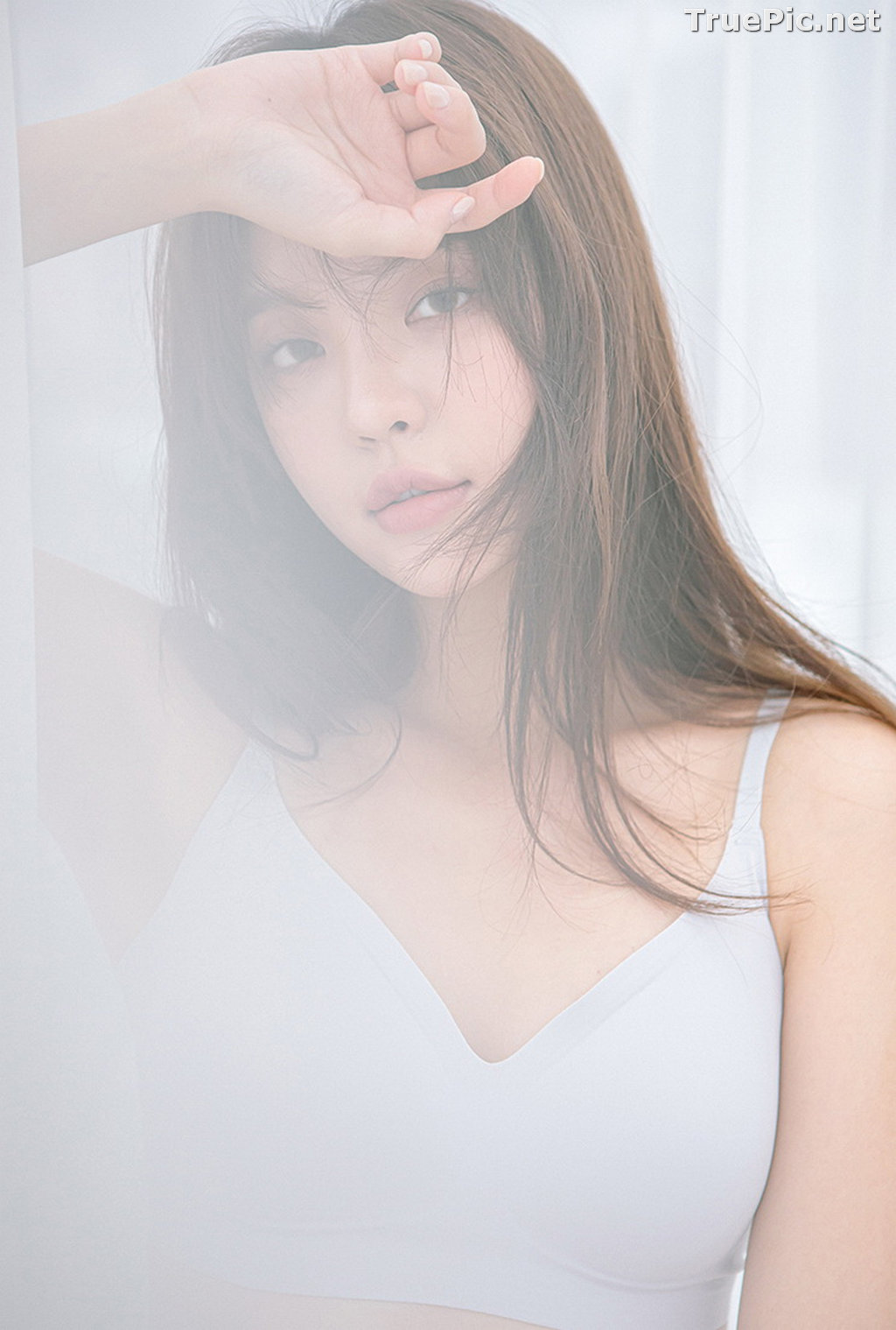 Image Korean Fashion Model - Hwang Yujin - Black and White Lingerie - TruePic.net - Picture-11