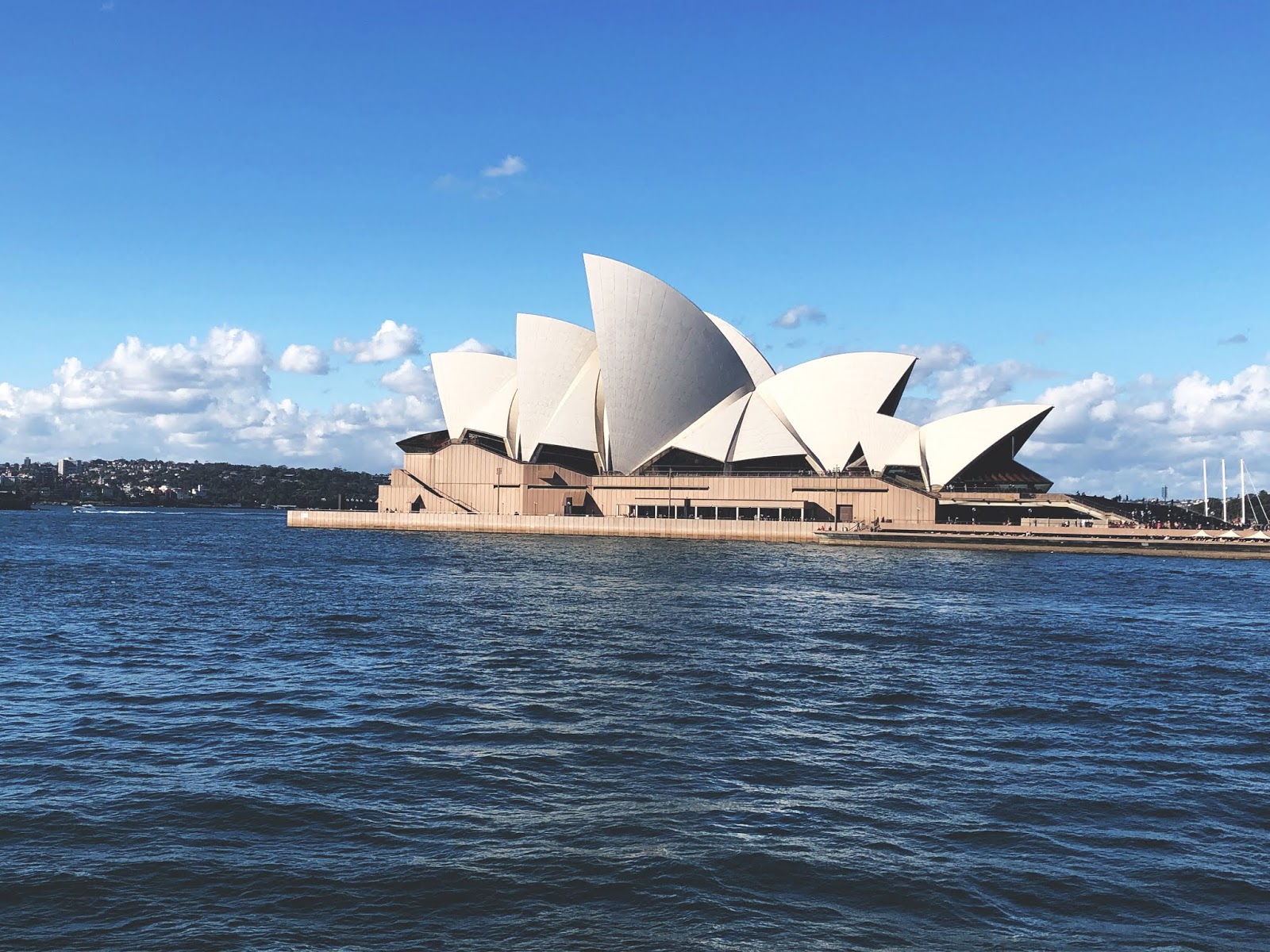 Sydney Opera House, widok z promu z Manly