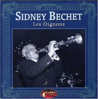 http://1.bp.blogspot.com/-ncLxEJgdeGg/TdUPw4QKw2I/AAAAAAAAA68/61h4dZhXkuc/s320/Sidney%2BBechet%2Brecord%2Bcover_Les%2BOignons.jpg