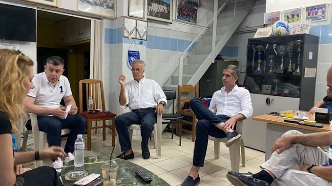 Επιτέθηκαν στον Μπακογιάννη στην πλατεία Αγίου Παύλου 