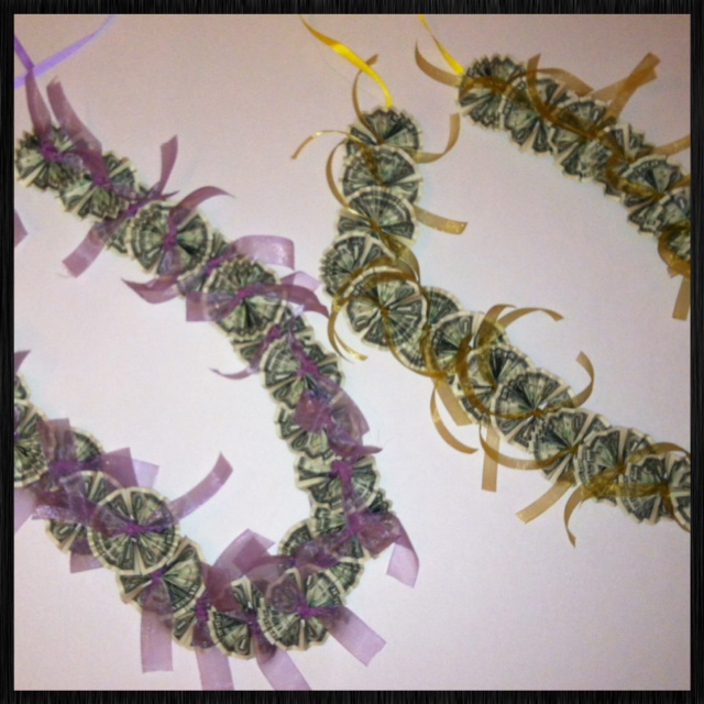 lei flower origami Lei.html Lei http://www.pic2fly.com/Coin Easy Money