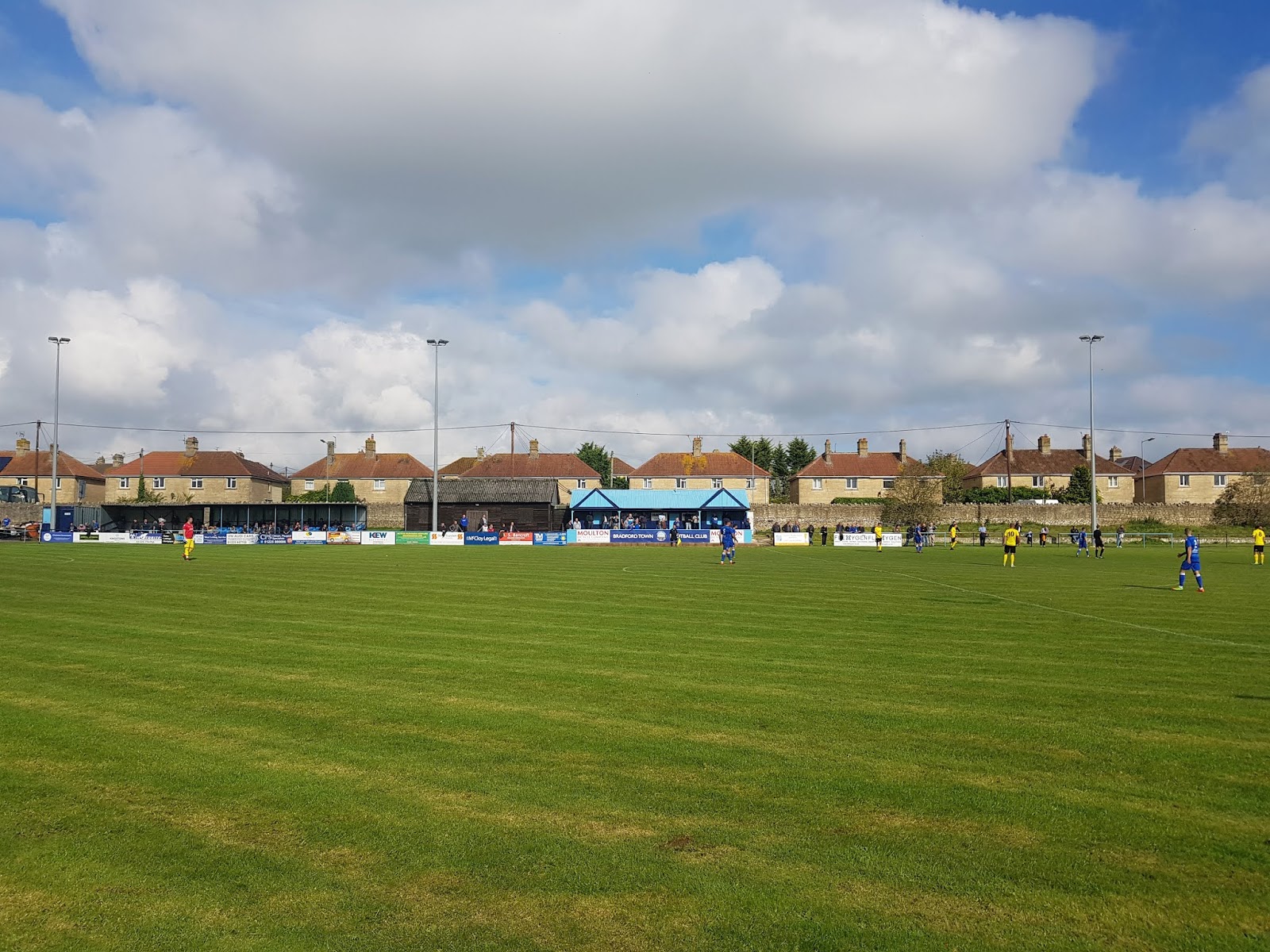 Groundhopper United Ground 334 Trowbridge Road