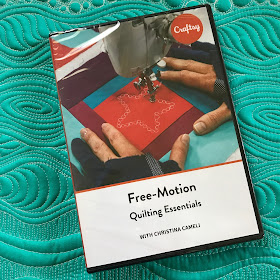 A Few Scraps: Tough gloves for Free-Motion Quilting