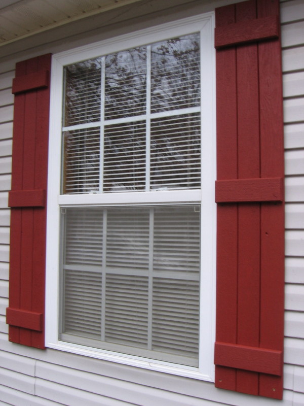 Mike�s Bean Patch Building shutters