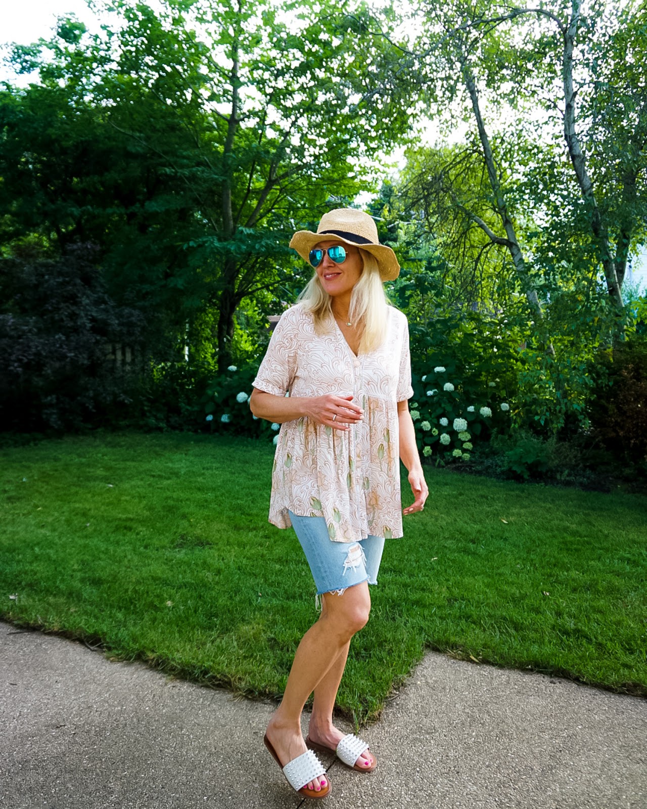 An Easy Way to Style Denim Bermuda Shorts