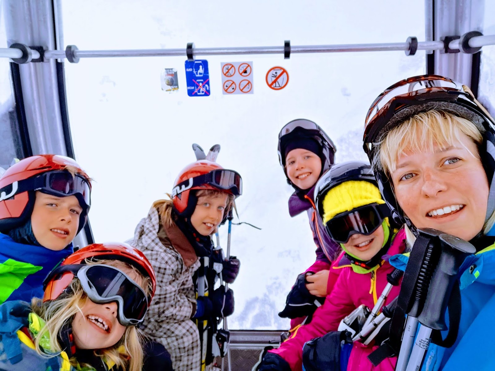Oxideren Doordeweekse dagen Met bloed bevlekt mama van vijf: Betaalbaar skiën met een groot gezin? Dat kan!