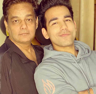Rishi Dev With His Father