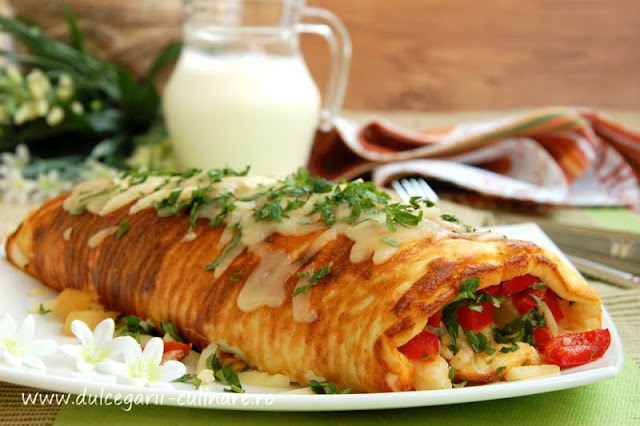 Rulada de oua cu branza si legume