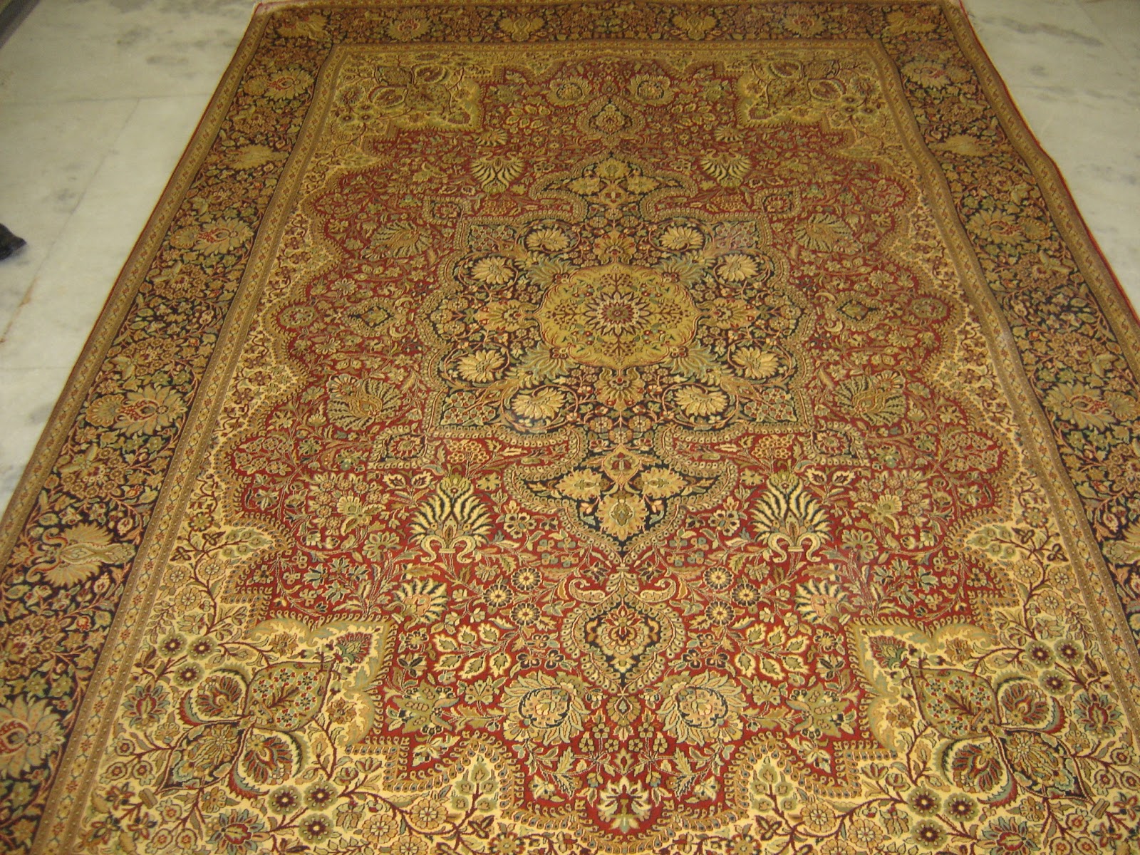 silk carpets manufacturers, silk rugs suppliers india, kashmiri silk