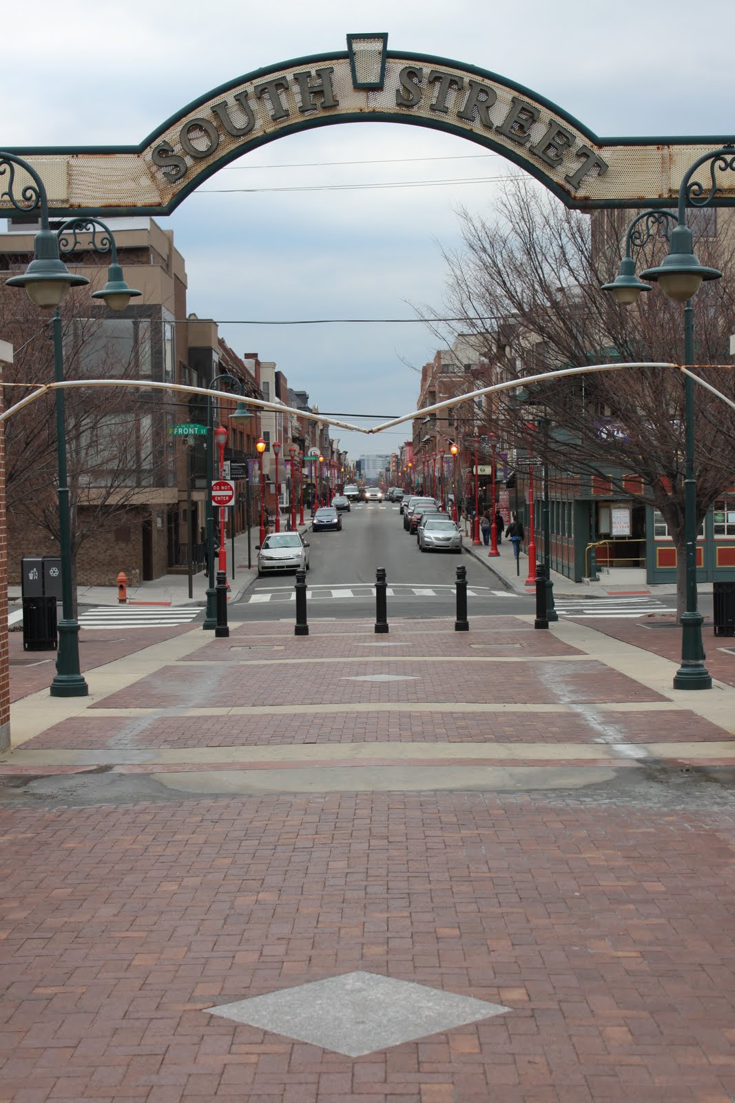 Emergency EXIF South Street, Philadelphia