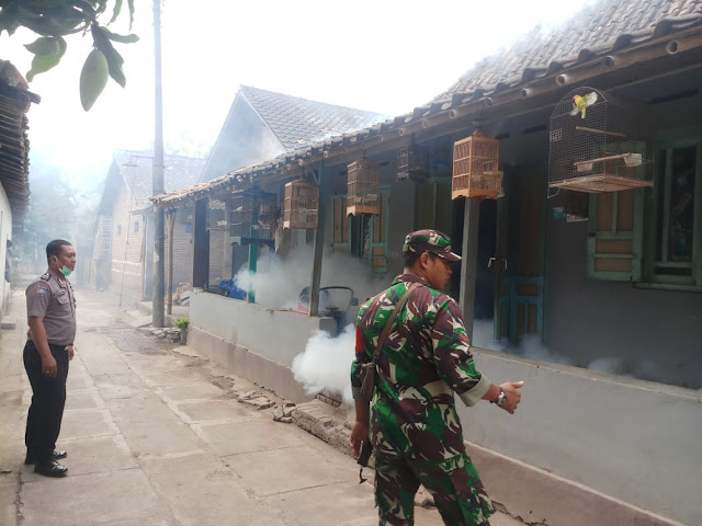 Babinsa Koramil 22 Wonosari Bantu Fogging