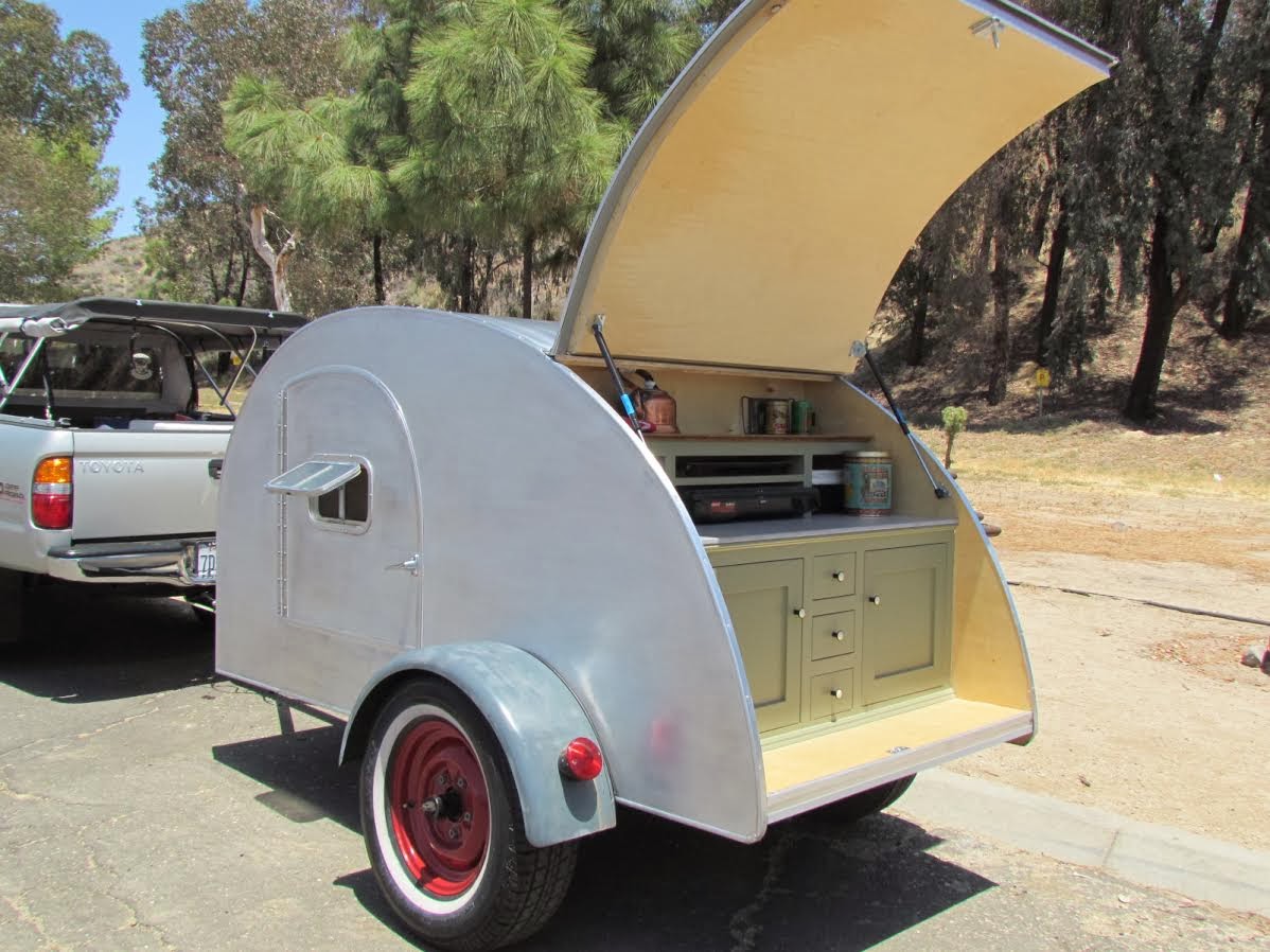 Watch The Treasure Of The Sierra Madre 1948 Full HD Online