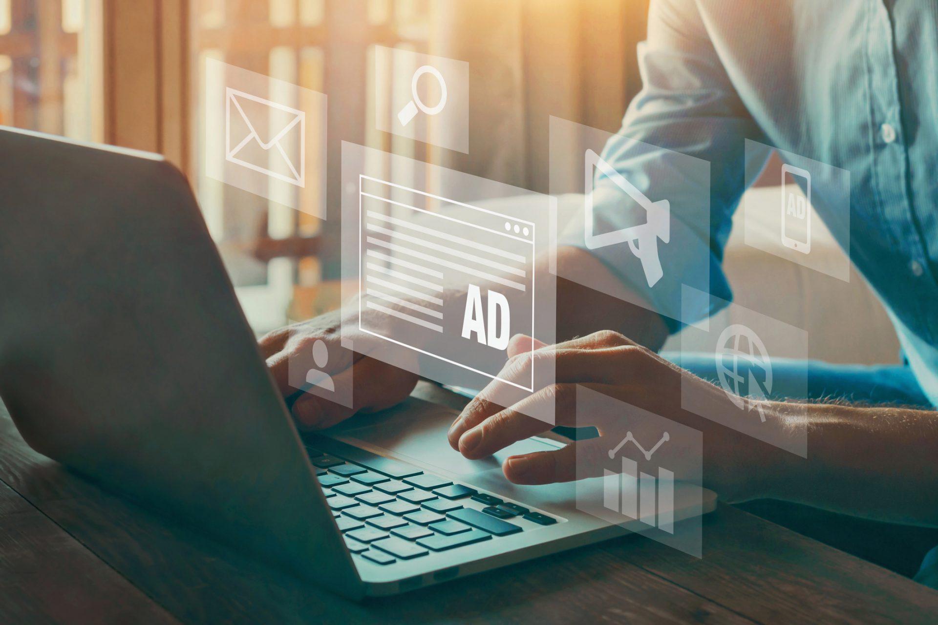 Advertise @real rewards Advertise with Us @realrewards