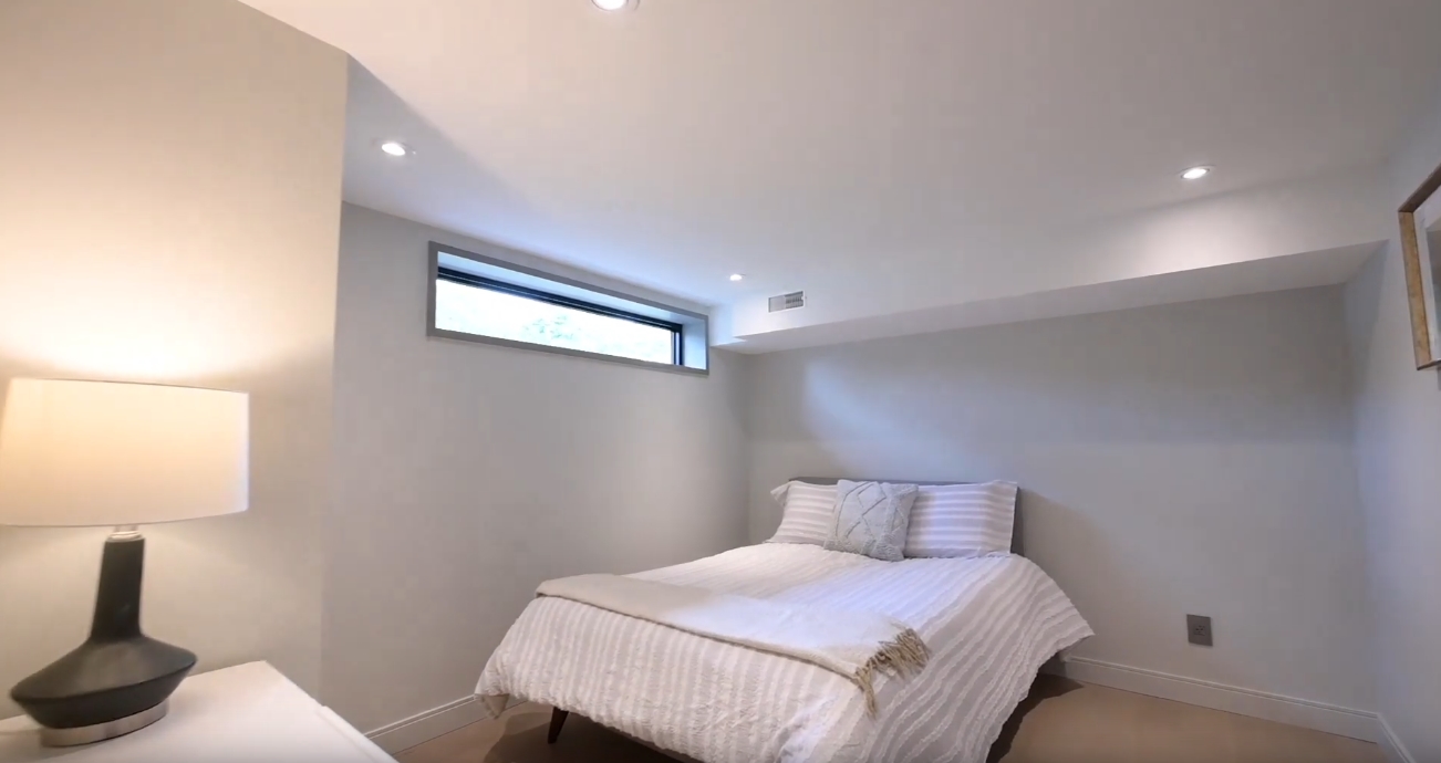 37 Photos vs. 2587 St Clair Ave E, East York, ON Luxury Home Interior Design Tour