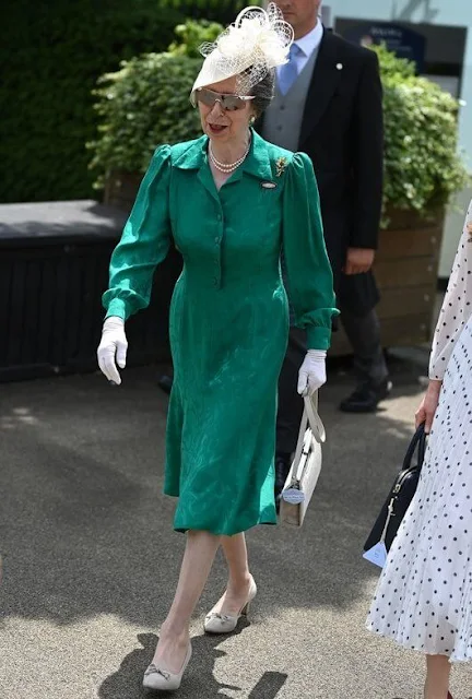 The Countess wore a floral skirt by Suzannah, and white blouse by ARossGirl x Soler. The Duchess wore a chiffon dress by Fiona Clare