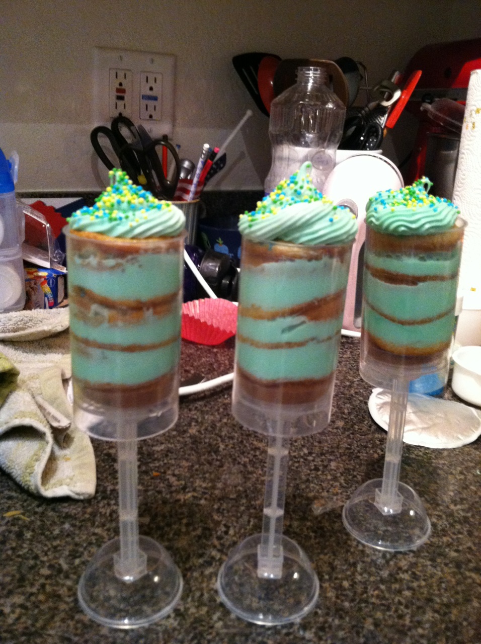 Sheilacakes Wilton Treat Pops Review