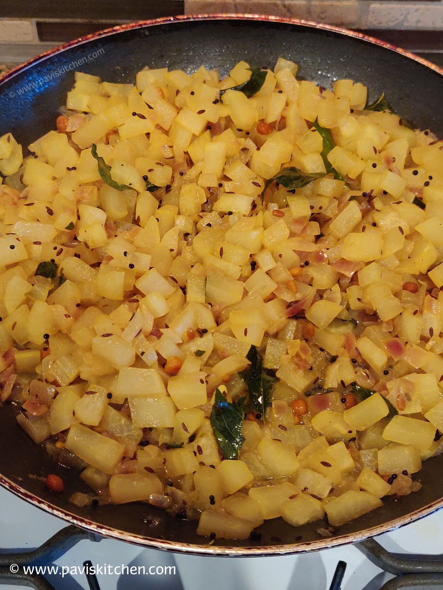mullangi poriyal recipe radish poriyal mullangi curry radish palya