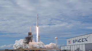SpaceX, Dragon Kargo Mekiğini Uluslararası Uzay İstasyonu'na Yolladı