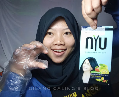 Sarung tangan cat rambut NYU