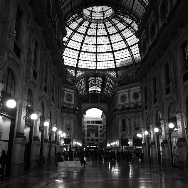 Galleria Vittorio Emanuele II Milano Black & White http://elisiroflife.blogspot.com