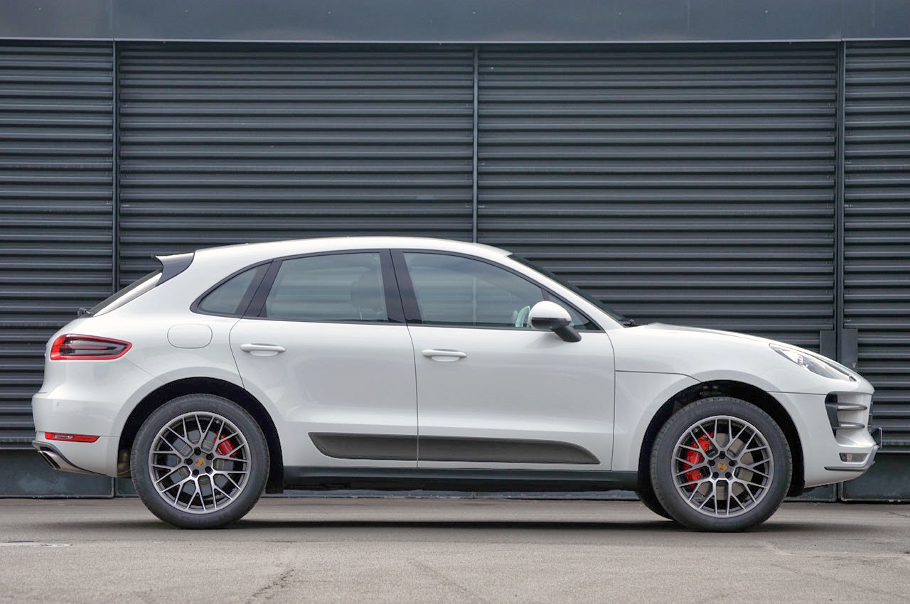 Р‘РµР»С‹Р№ Porsche Macan s 2014