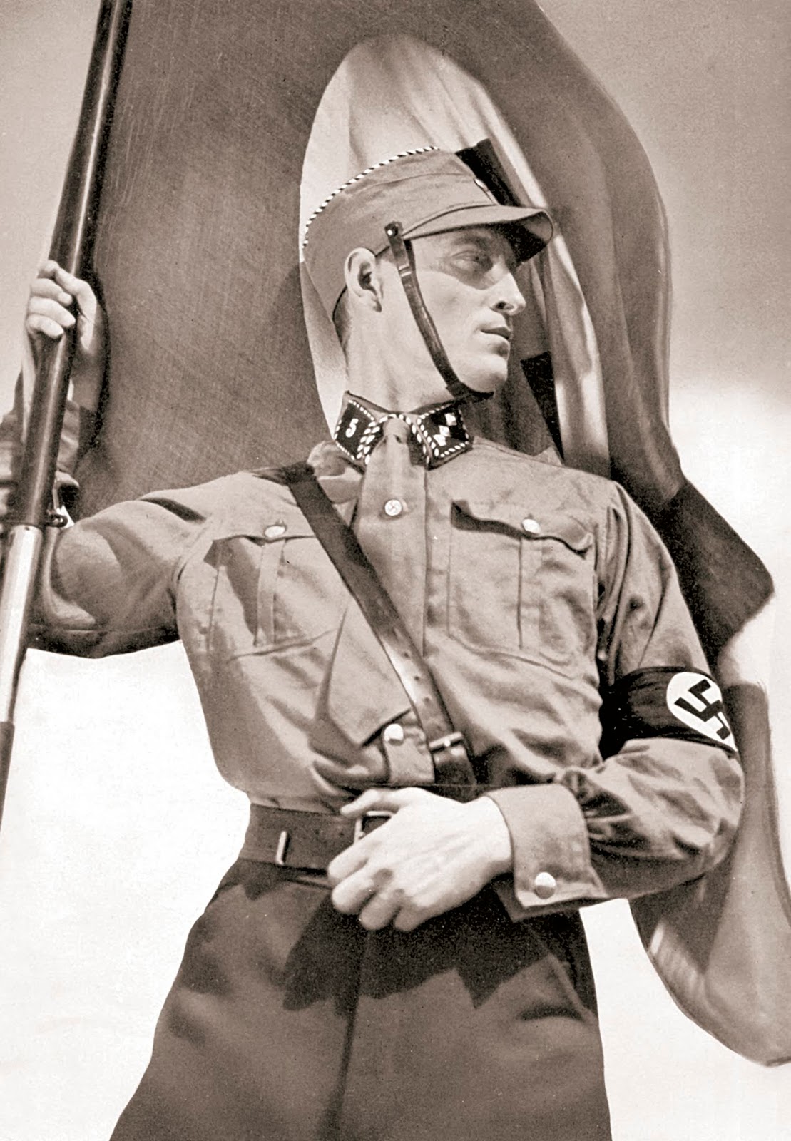 Фашистские отряды. Са штурмовые отряды НСДАП. Штурмовые отряды са Гитлера 1921-1945. Са штурмовые отряды НСДАП форма. Ханс Хорст Вессель.