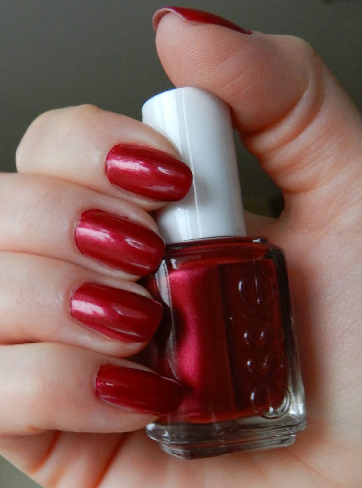 Unfade what fades Essie nailpolish in After Sex review