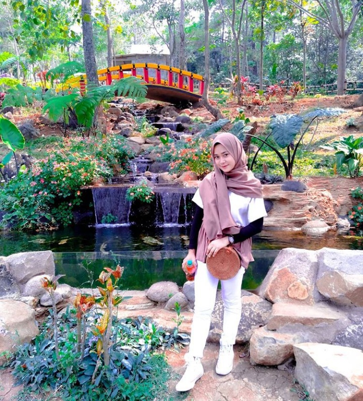 Tempat Wisata Dan Rekreasi Indonesia Tiket Masuk Wisata Negeri Bambu Prigen