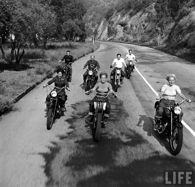 1940s-biker-girls-3.jpeg