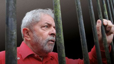 Lula, cachaça e o discurso messiânico