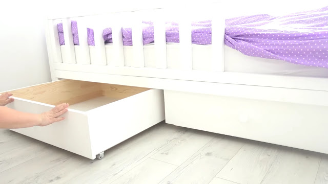 Tempat Tidur Dengan Laci di Bawahnya Tempat Tidur Dengan Laci di Bawahnya