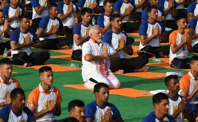 1,000 Tihar inmates to turn Yoga masters 1,000 Tihar inmates to turn Yoga masters