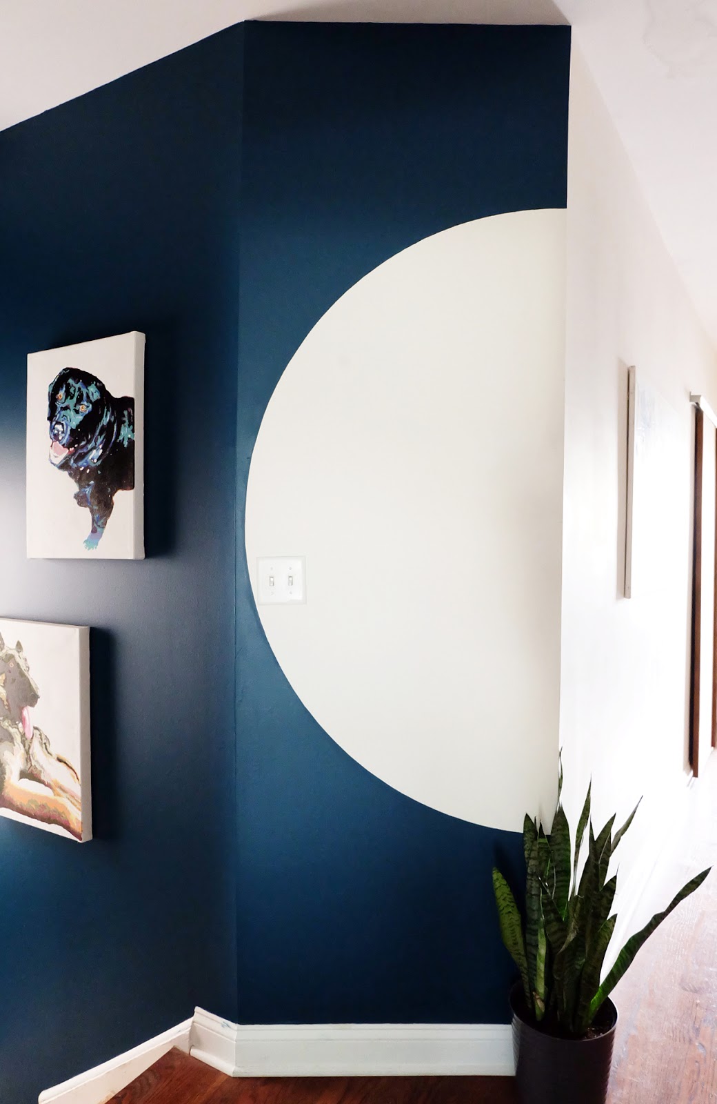 How To Paint a Half Round Shape on a Wall. Flipping the Flip