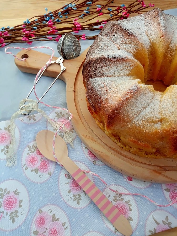 Bizcocho de anís y limón. Receta tradicional para desayunos y meriendas.