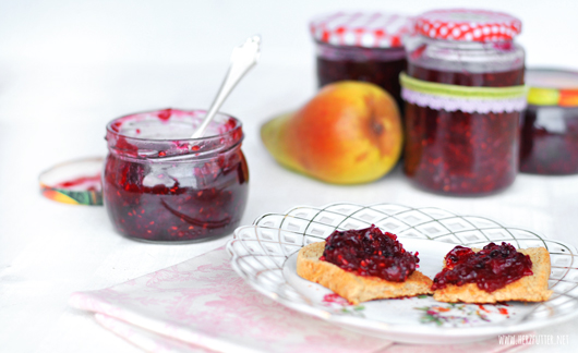 Herzfutter | Food-Blog : B to the B: Birnen-Beeren-Konfitüre Herzfutter | Food-Blog : B to the B: Birnen-Beeren-Konfitüre