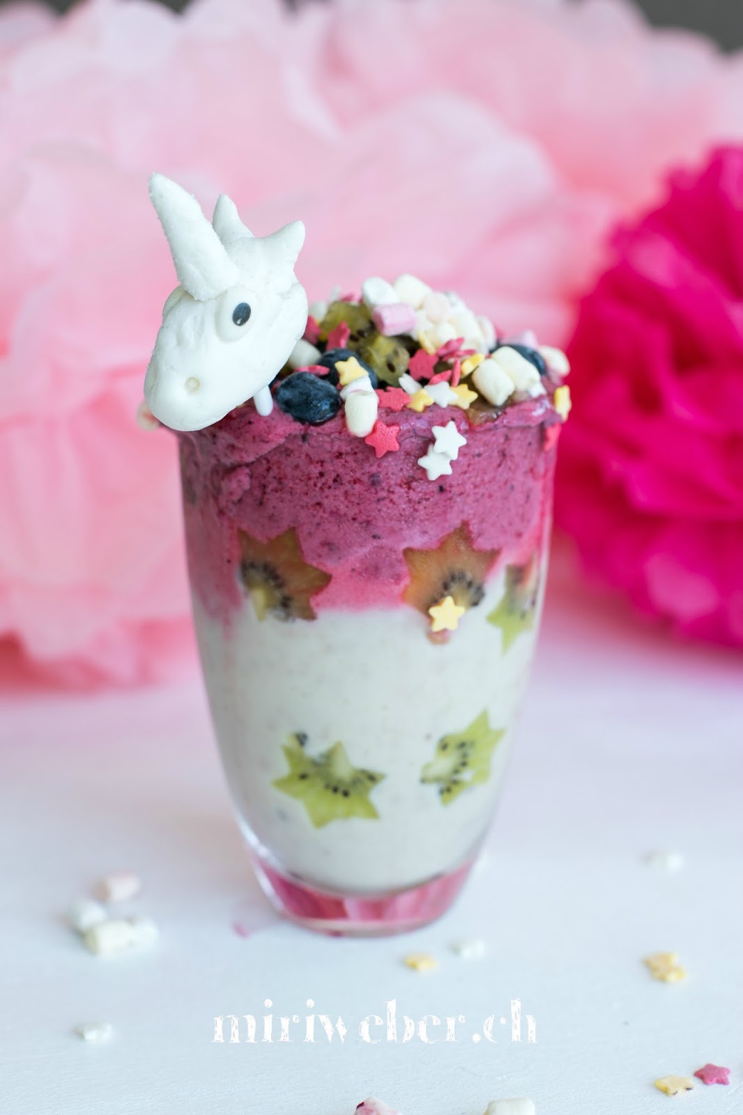 blog schweiz miriweber.ch : VON DER IDEE BIS ZUM EINHORN SMOOTHIE BLOGPOST
