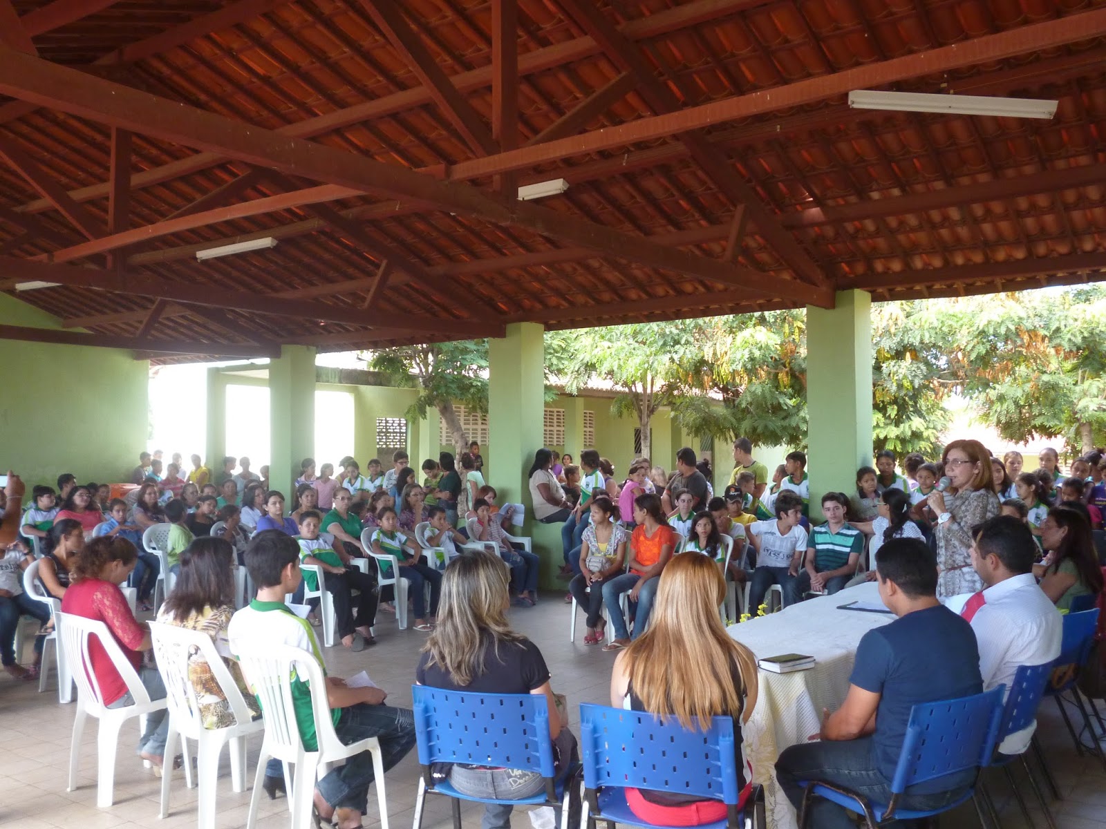Assembleia Escolar na EEF Rda. Em&iacute;lia de Lima em Ibaretama