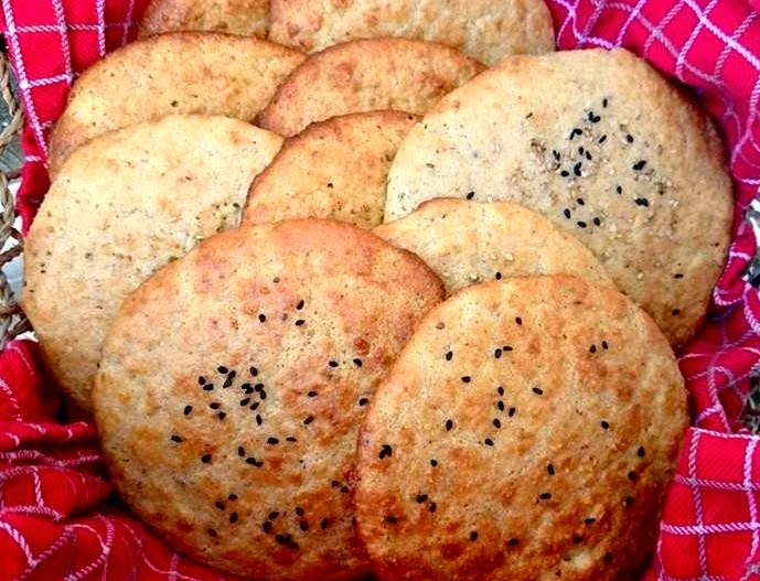 Hamburgerbroodjes zonder de koolhydraten