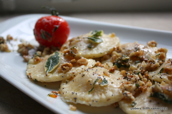 So ist der Herbst: Teigtaschen mit Kürbis, Salbei, Walnüssen und Mohn